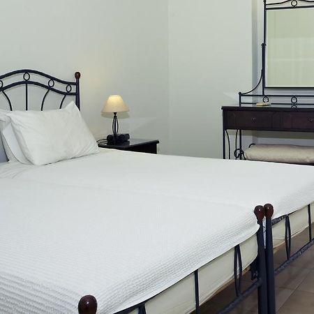 Anniska Hotel Kardhamili Buitenkant foto