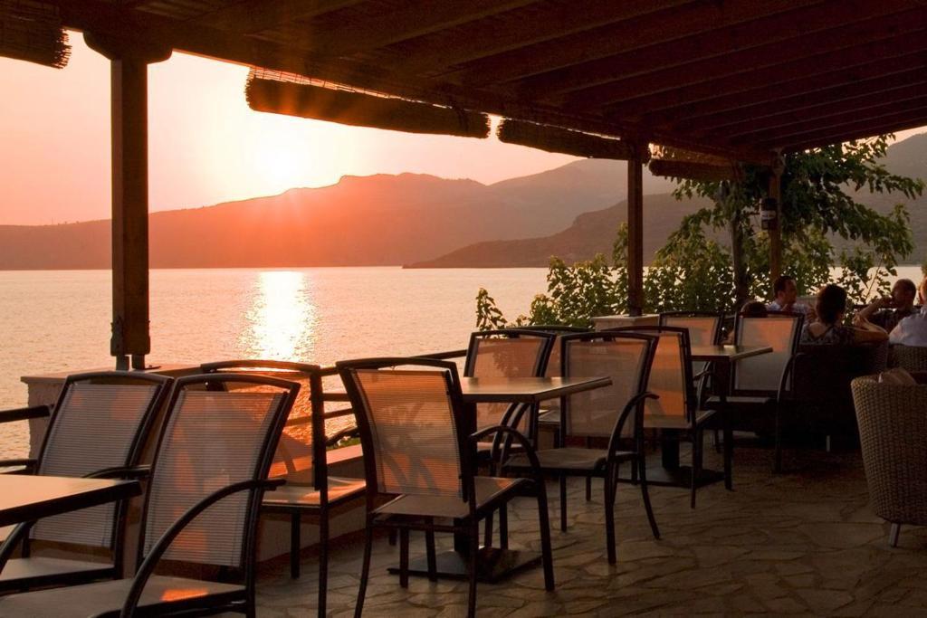 Anniska Hotel Kardhamili Buitenkant foto